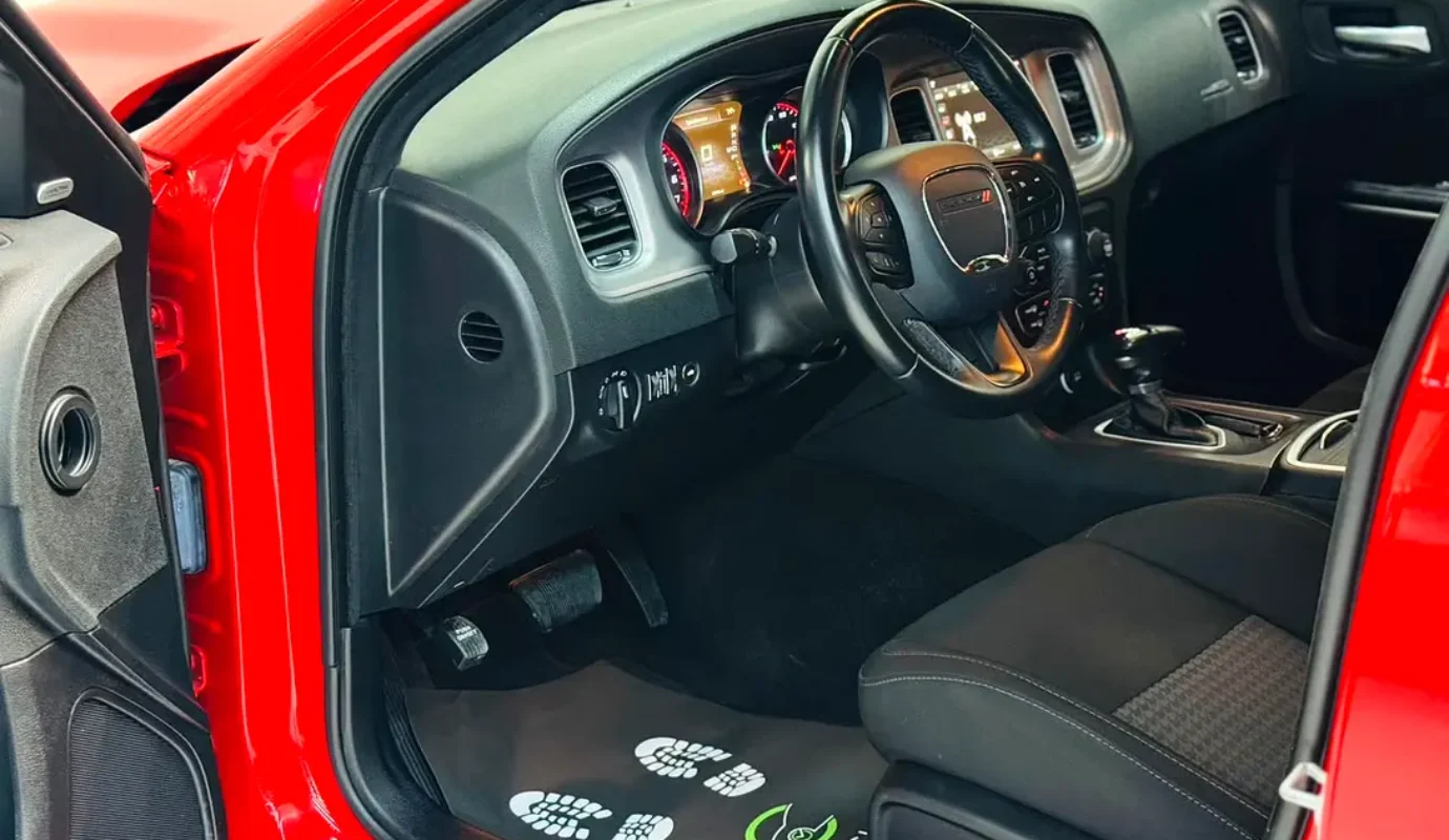 Dodge Charger SXT – 2023
