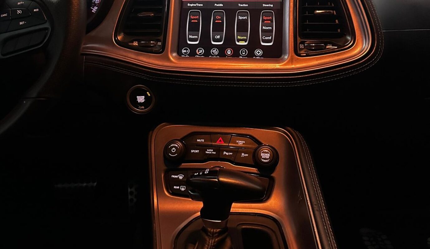 Dodge Challenger GT SUPERTRACK PACK – 2023