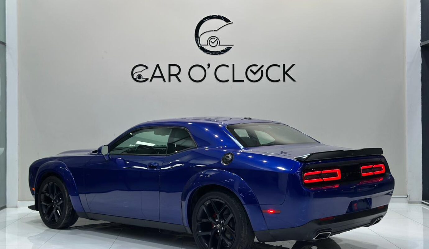 Dodge Challenger SXT – (SRT KIT) – 2021