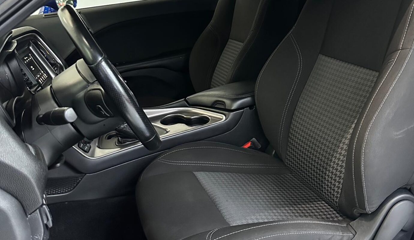 Dodge Challenger SXT – (SRT KIT) – 2021