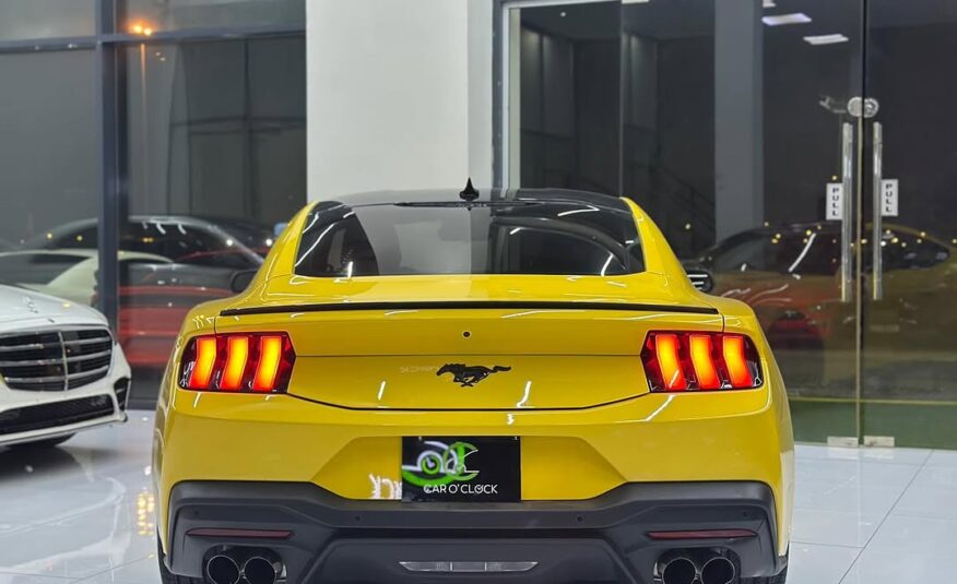 Ford Mustang ecoboost 2024 i4 Flexible Down-Payment