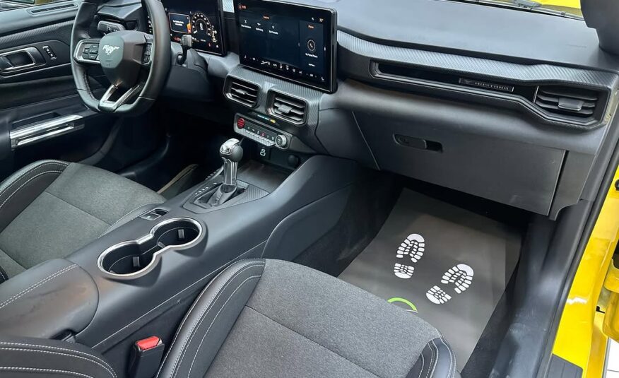 Ford Mustang ecoboost 2024 i4 Flexible Down-Payment