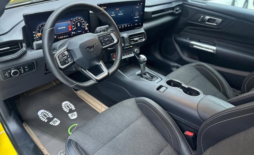 Ford Mustang ecoboost 2024 i4 Flexible Down-Payment