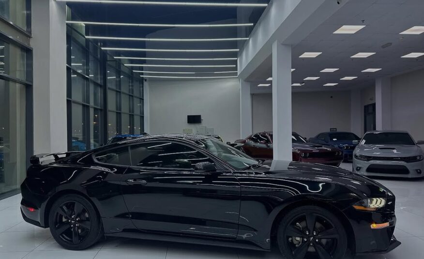 Ford Mustang ecoboost premium 2021 i4 Flexible Down-Payment