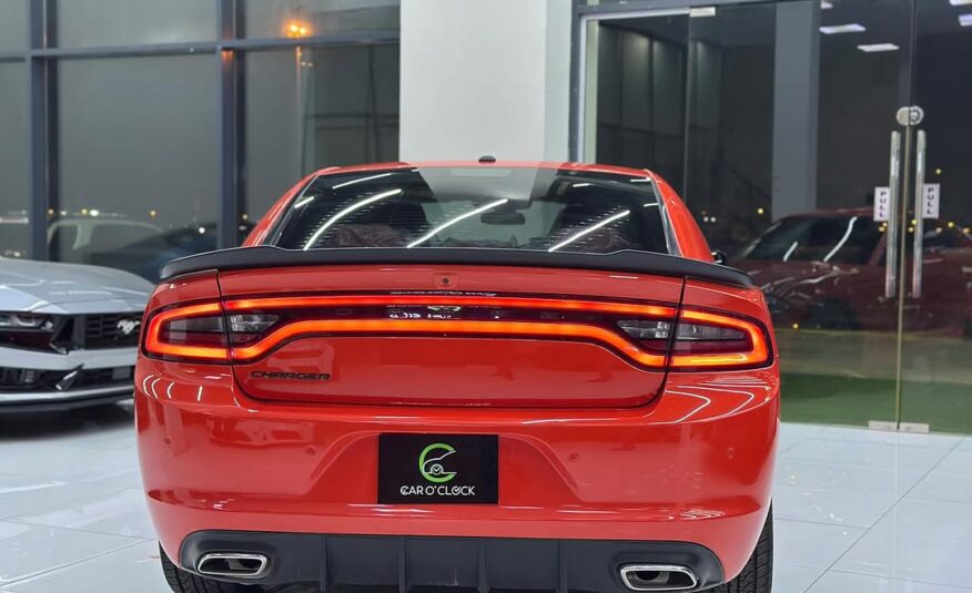 Dodge charger sxt 2021 3.6L V6 Flexible Down-Payment