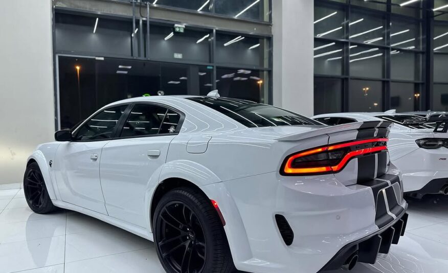 DODGE CHARGER HELLCAT 6.2L V8 2022 (supercharged) Flexible Down-Payment