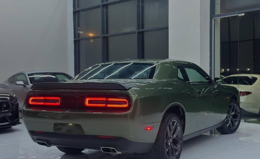 Dodge challenger sxt 2022 Flexible Down-Payment