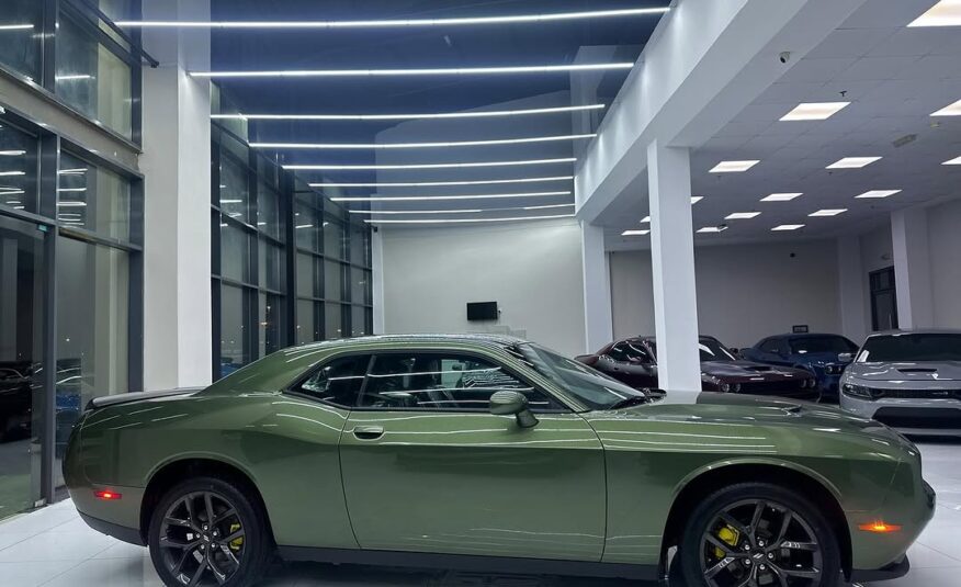 Dodge challenger sxt 2022 Flexible Down-Payment