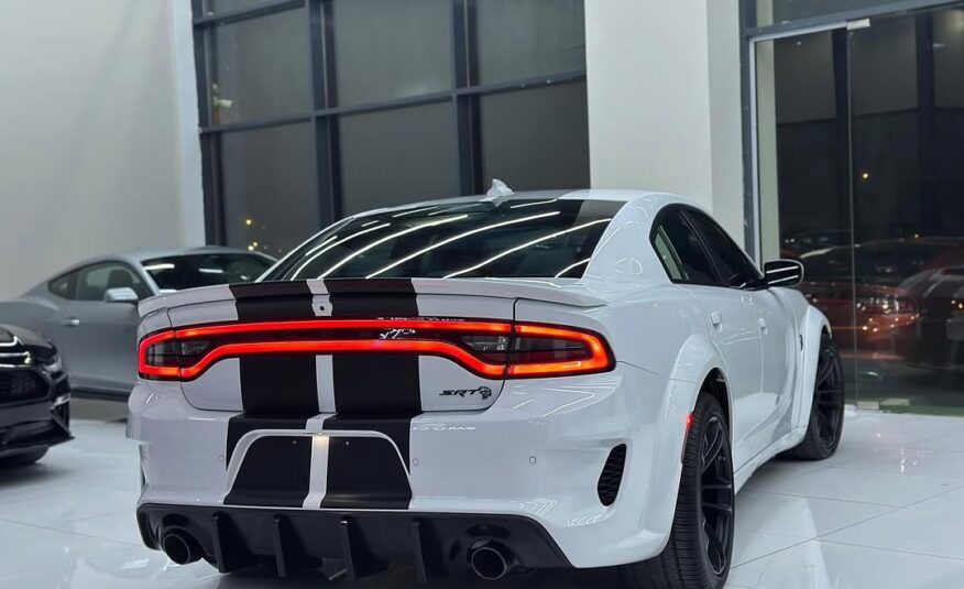 DODGE CHARGER HELLCAT 6.2L V8 2022 (supercharged) Flexible Down-Payment