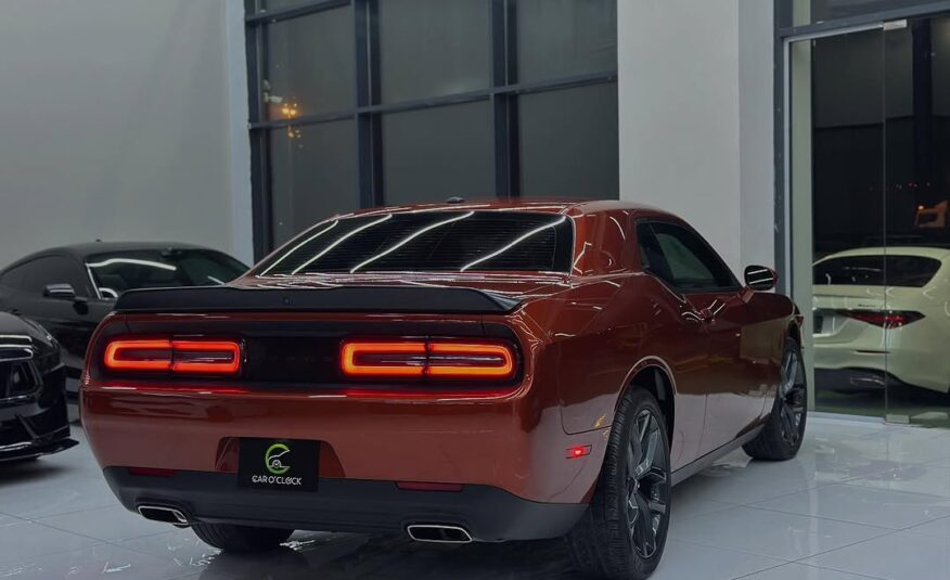 Dodge challenger sxt plus 2022 Flexible Down-Payment