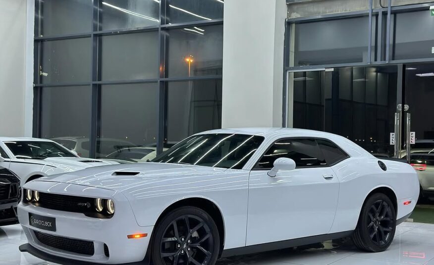 Dodge challenger sxt 2022 Flexible Down-Payment