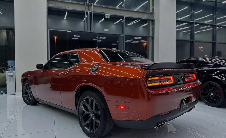 Dodge challenger sxt plus 2022 Flexible Down-Payment