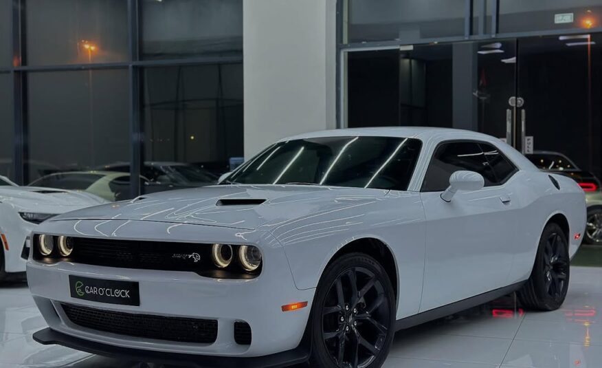 Dodge challenger sxt 2022 Flexible Down-Payment