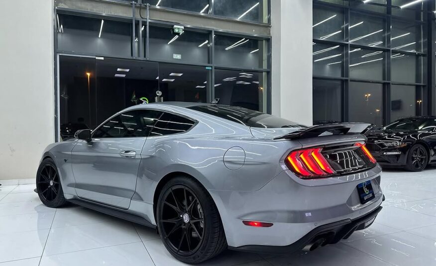 Ford Mustang ecoboost premium 2022 i4 Flexible Down-Payment