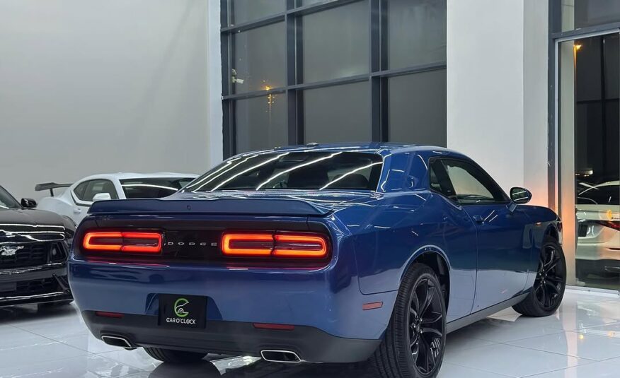 Dodge challenger sxt 2022 Flexible Down-Payment