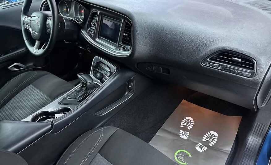 Dodge challenger sxt 2022 Flexible Down-Payment