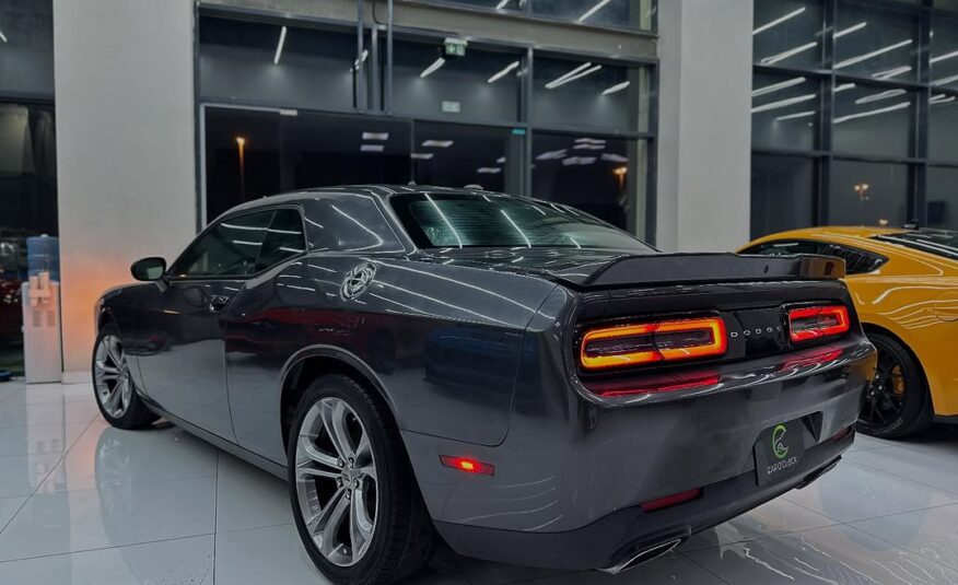 Dodge challenger R/T 2022 Flexible Down-Payment