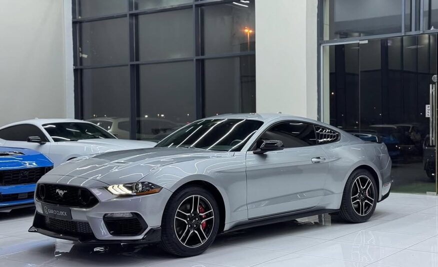 Ford Mustang ecoboost premium 2022 i4 Flexible Down-Payment