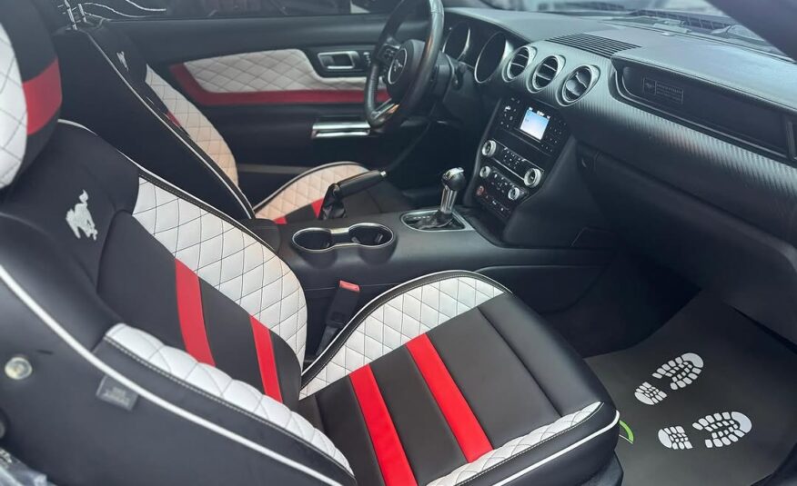 Ford Mustang ecoboost 2020 i4 Flexible Down-Payment