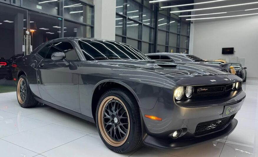 DODGE CHALLENGER SXT 2022 V6 Flexible Down-Payment