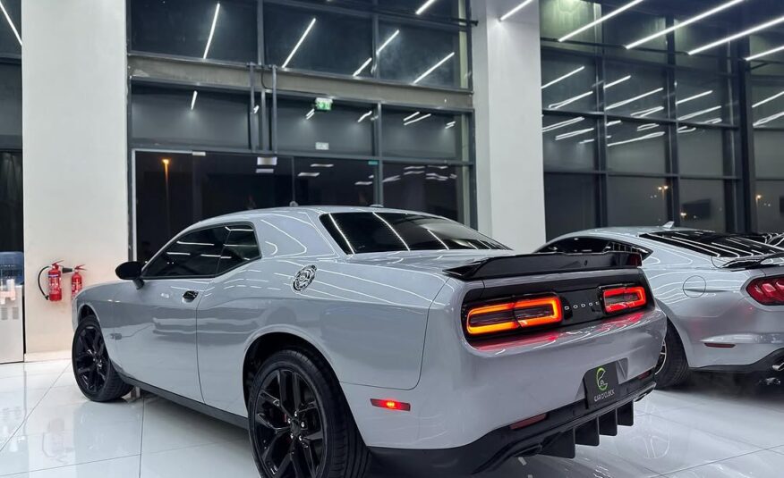 DODGE CHALLENGER SXT 2022 V6 Flexible Down-Payment