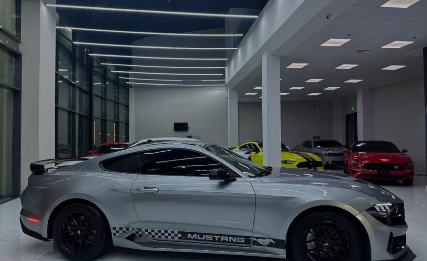 Ford Mustang ecoboost premium 2021 i4 Flexible Down-Payment