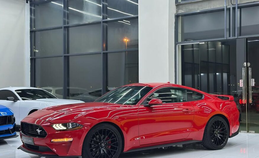 Ford Mustang ecoboost premium 2022 i4 Flexible Down-Payment
