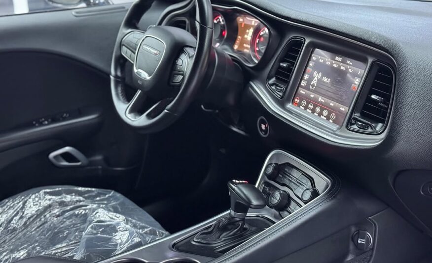 Dodge CHALLENGER RT Super Track 5.7L V8 2022 Flexible Down-Payment