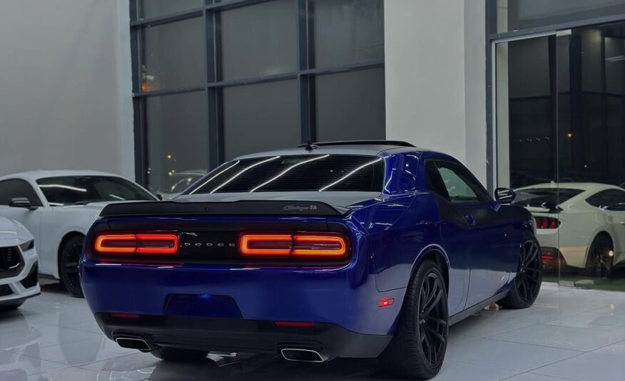 Dodge CHALLENGER RT plus Super Track 5.7L T/A edition V8 2022 Flexible Down-Payment