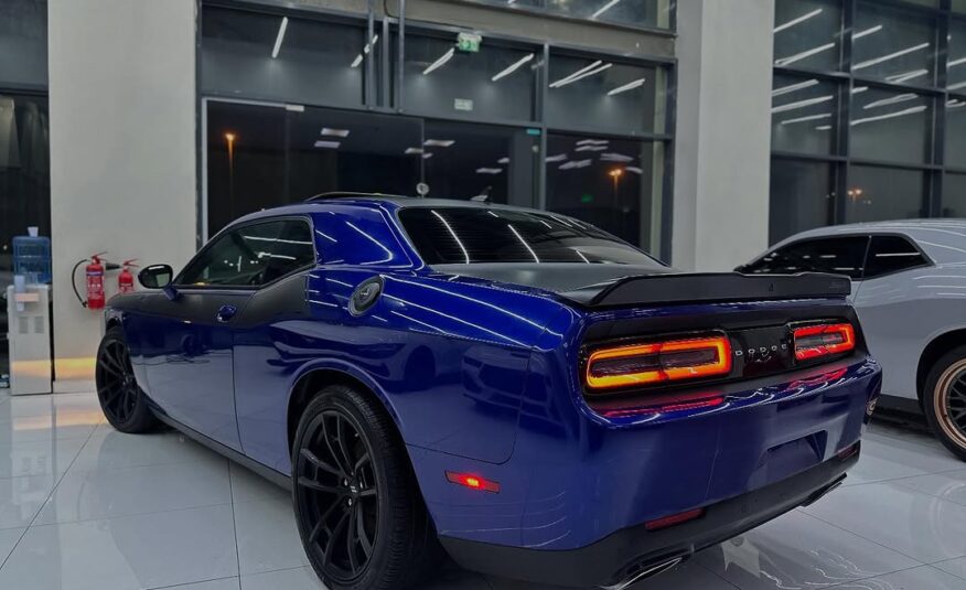 Dodge CHALLENGER RT plus Super Track 5.7L T/A edition V8 2022 Flexible Down-Payment