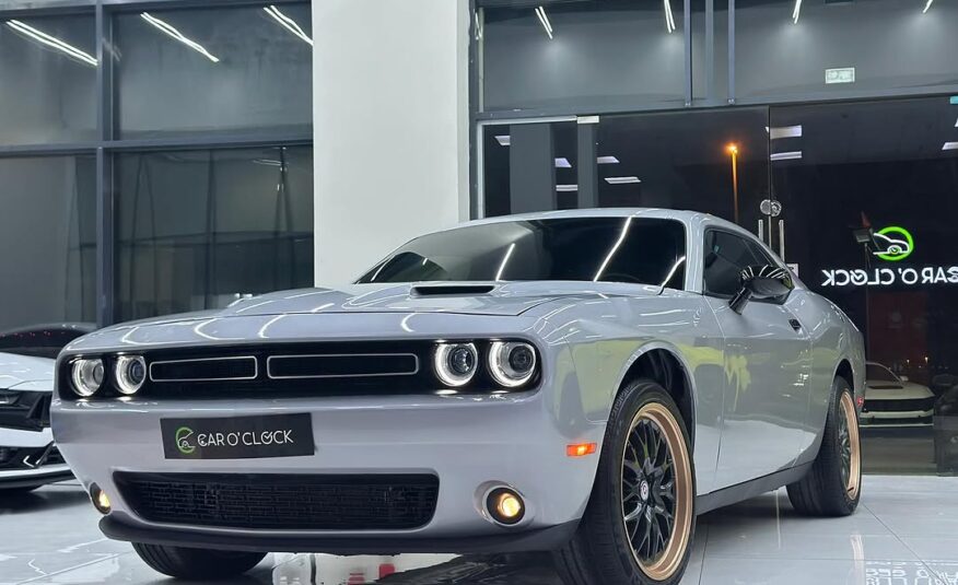 DODGE CHALLENGER SXT 2022 V6 Flexible Down-Payment