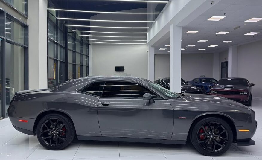 DODGE CHALLENGER RT/ SUPER TRACK 2023