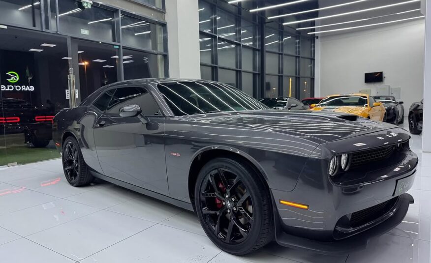 DODGE CHALLENGER RT/ SUPER TRACK 2023