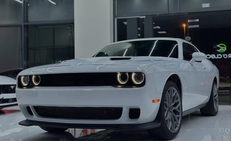 Dodge challenger sxt 2022 Flexible Down-Payment