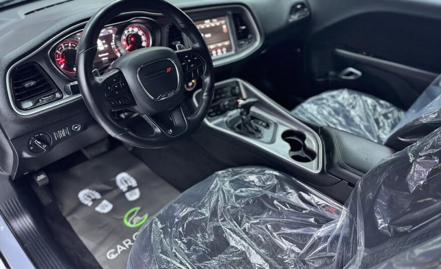 Dodge CHALLENGER RT Super Track 5.7L V8 2022 Flexible Down-Payment