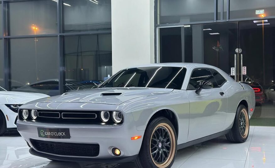 DODGE CHALLENGER SXT 2022 V6 Flexible Down-Payment