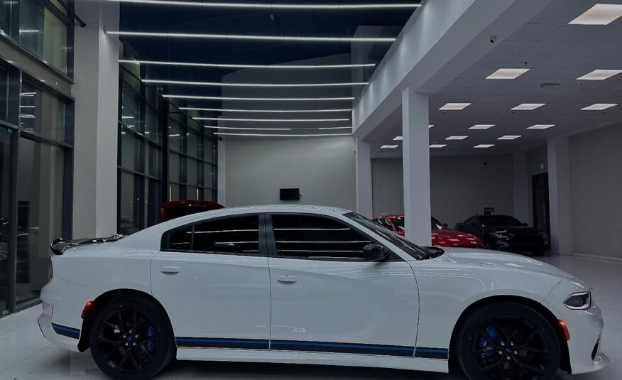 DODGE CHARGER SXT 2021 V6 Flexible Down-Payment