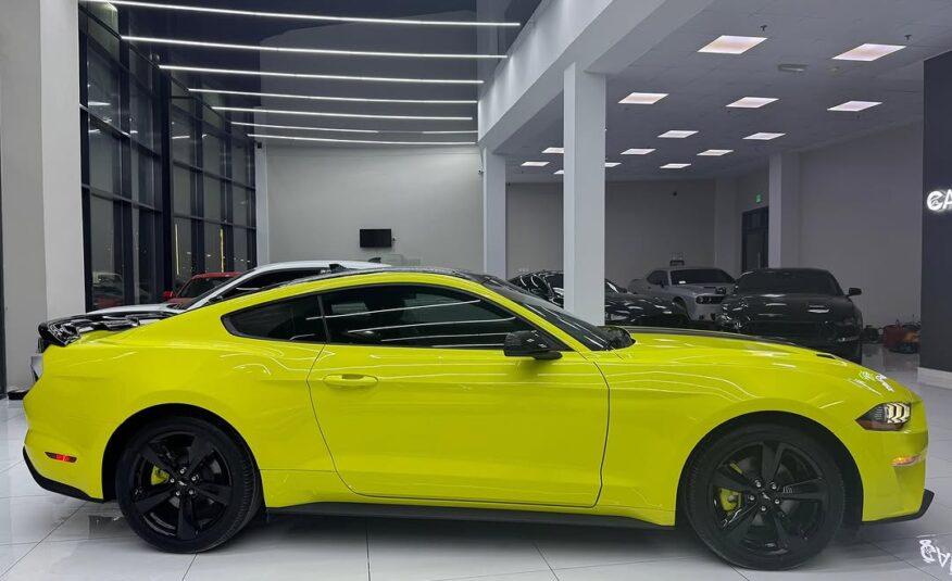 Ford Mustang ecoboost 2021 i4 Flexible Down-Payment