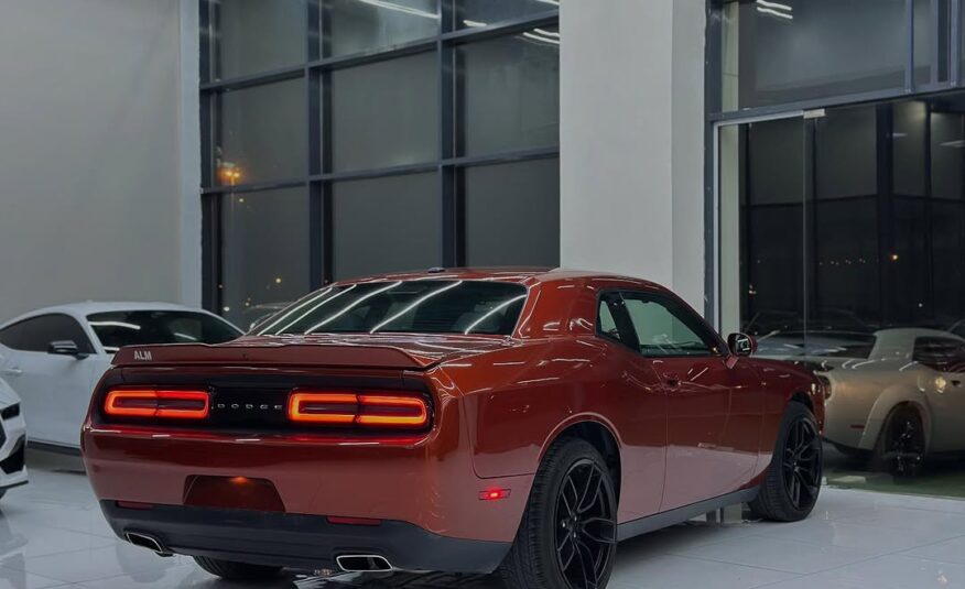 DODGE CHALLENGER SXT 2021 V6 Flexible Down-Payment