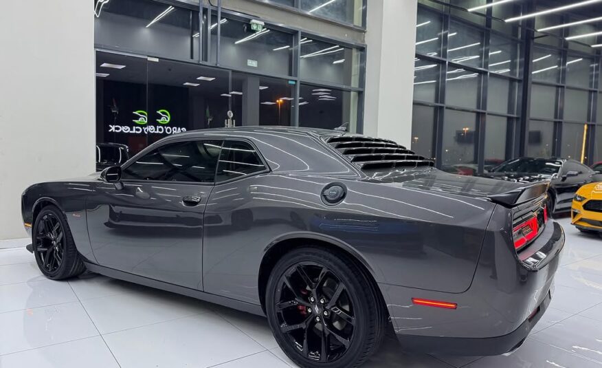 DODGE CHALLENGER RT/ SUPER TRACK 2023
