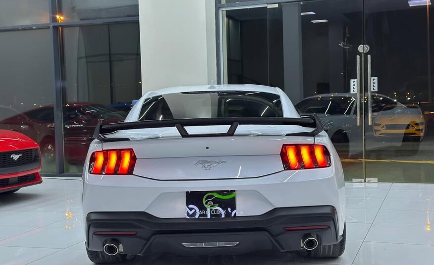 FORD MUSTANG ECOBOOST 2024 i4 2.3L Flexible Down-Payment