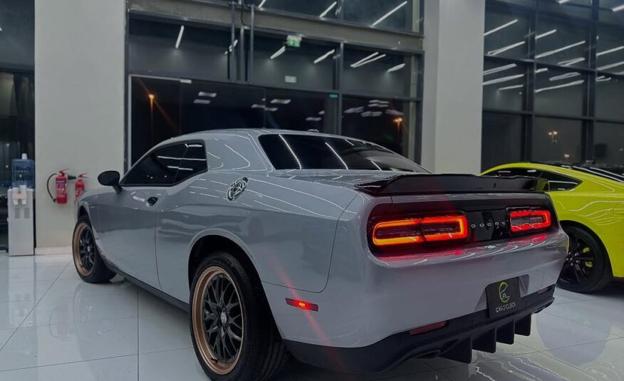 DODGE CHALLENGER SXT 2022 V6 Flexible Down-Payment