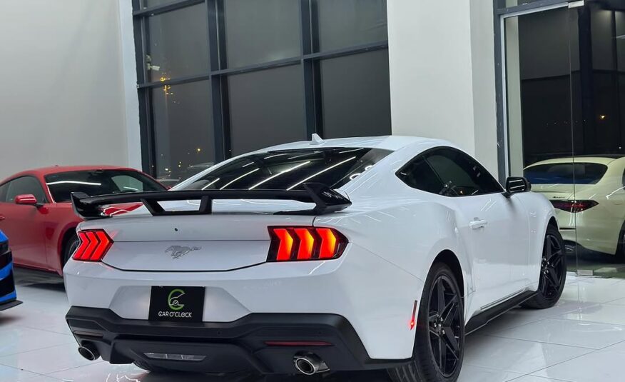 FORD MUSTANG ECOBOOST 2024 i4 2.3L Flexible Down-Payment