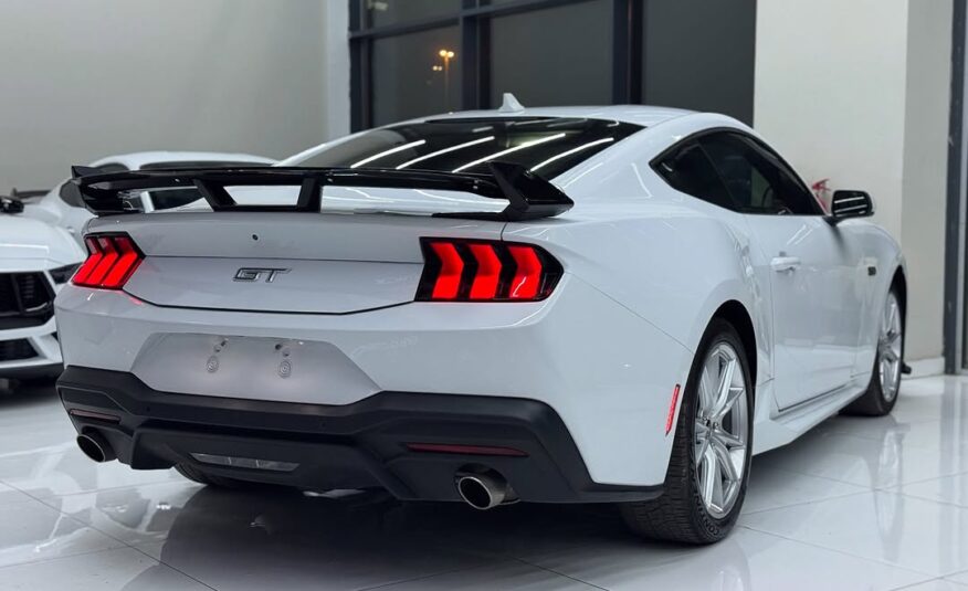 FORD MUSTANG GT PREMIUM 2024 5.0L V8 Flexible Down-Payment