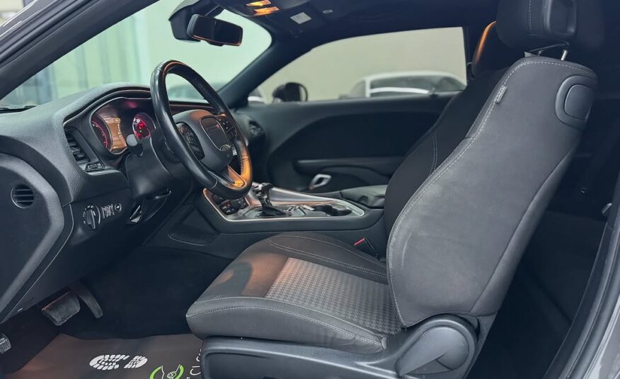 DODGE CHALLENGER SXT 3.6L V6 Flexible Down-Payment