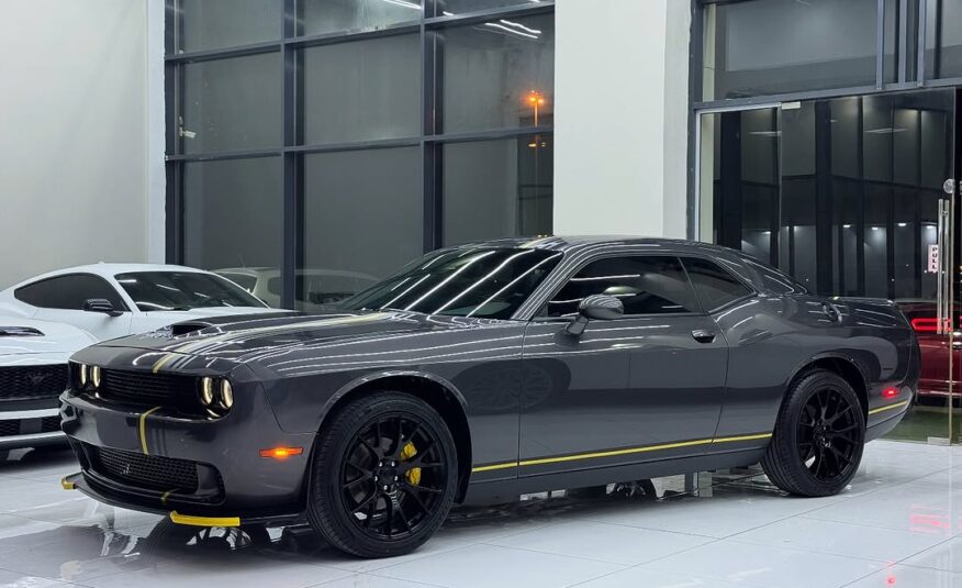 DODGE CHALLENGER SXT 3.6L V6 Flexible Down-Payment
