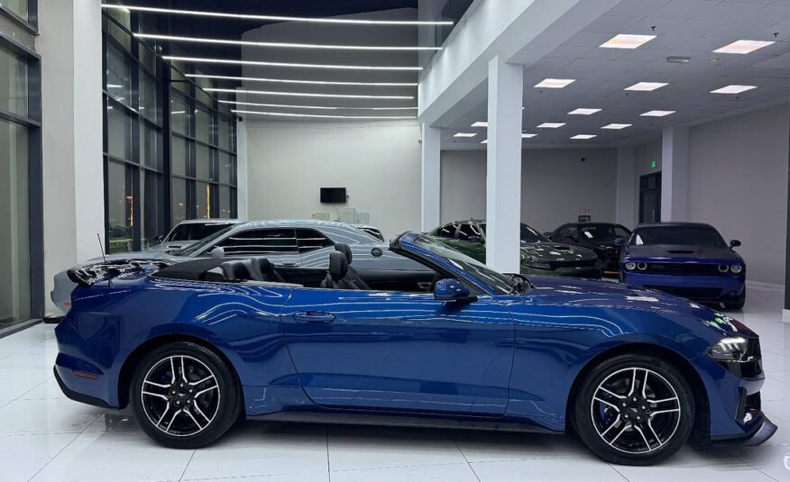 FORD MUSTANG ECOBOOST PREMIUM 2022 i4 Flexible Down-Payment