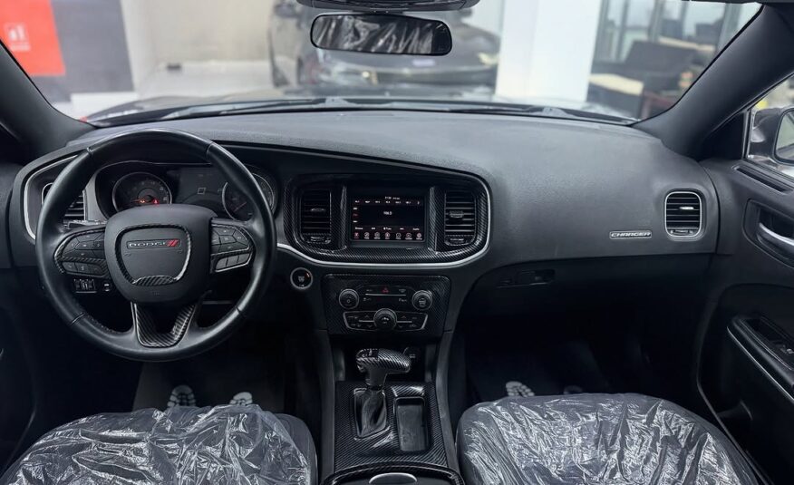 Caroclockfzcuae:DODGE CHARGER SXT 2022 V6 Flexible Down-Payment