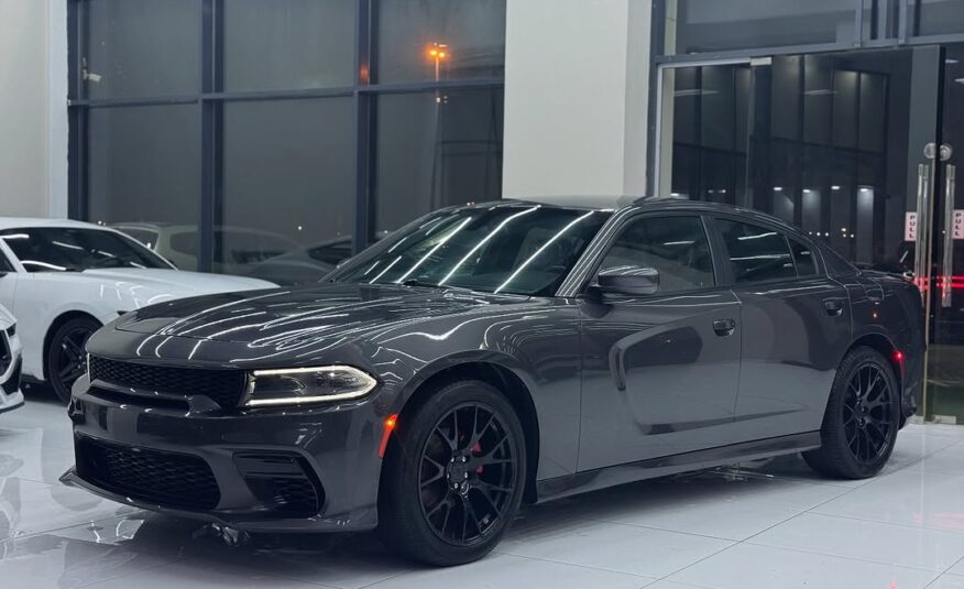 Caroclockfzcuae:DODGE CHARGER SXT 2022 V6 Flexible Down-Payment