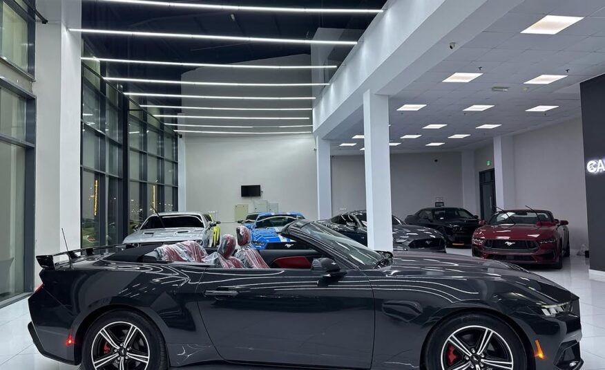:FORD MUSTANG ECOBOOST/ CONVERTIBLE PREMIUM 2024 i4 Flexible Down-Payment